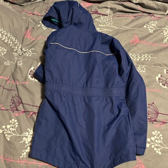 MEC Insulated Rain Jacket size 10 - Picture 3 of 3